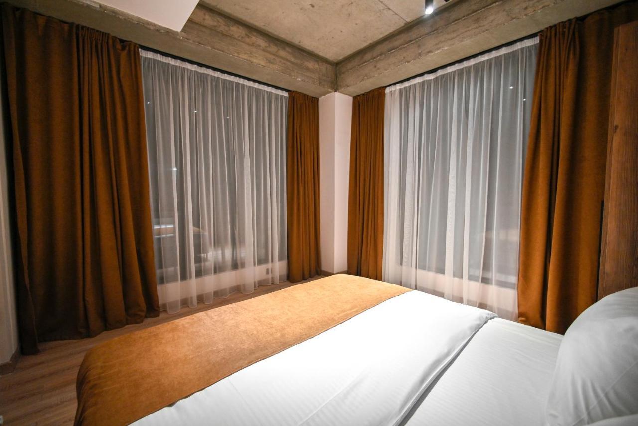 Rooms Apart-Hotel By Red エレバン エクステリア 写真